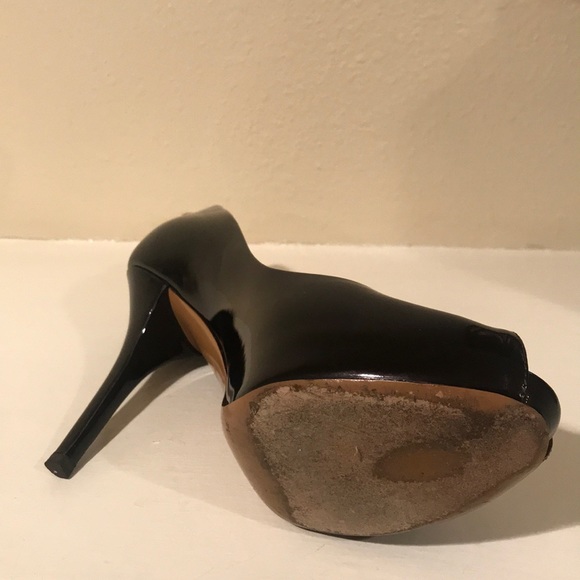 Louis Vuitton shoes. - Picture 6 of 7